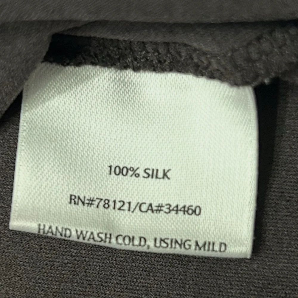 Eileen Fisher Chocolate Brown Long Sleeve Top, 100% Silk , Size Small - Picture 3 of 3